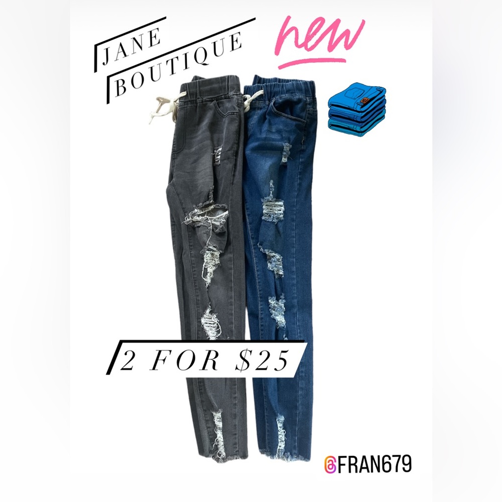 🎄2 Pull On Rip Jeans🎄